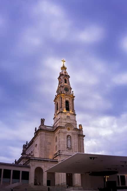 Lisbon: Sanctuary of Our Lady of Fátima Guided Tour - Chapel of the Apparitions