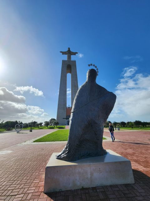 Lisbon - See the Most Important Things in 8 Hours. - Important Information