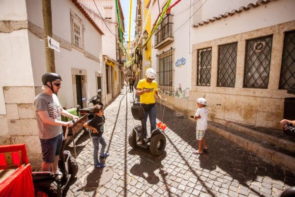Lisbon: Segway Medieval Tour of Alfama and Mouraria - Directions