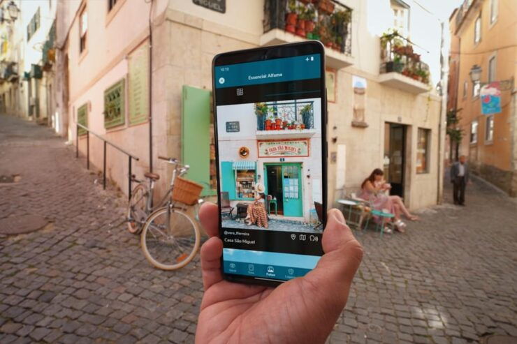 Lisbon: Self-Guided Walking Tour in Alfama - Good To Know