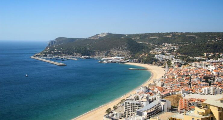 Lisbon: Serra Da Arrábida, Setúbal, Sesimbra Private Tour - Pickup Details and Group Limit