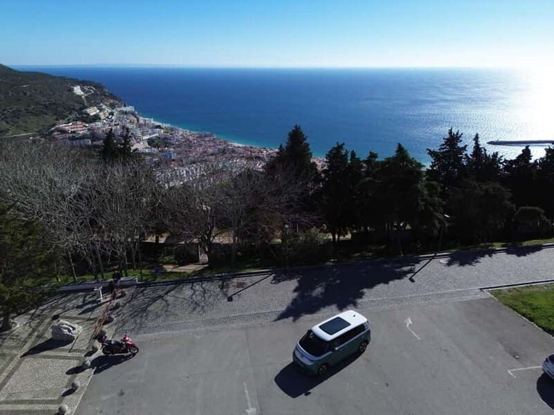 Lisbon: Sesimbra Stylish Electric ID.Buzz Tour with Lunch - In-Depth Look at the Highlights