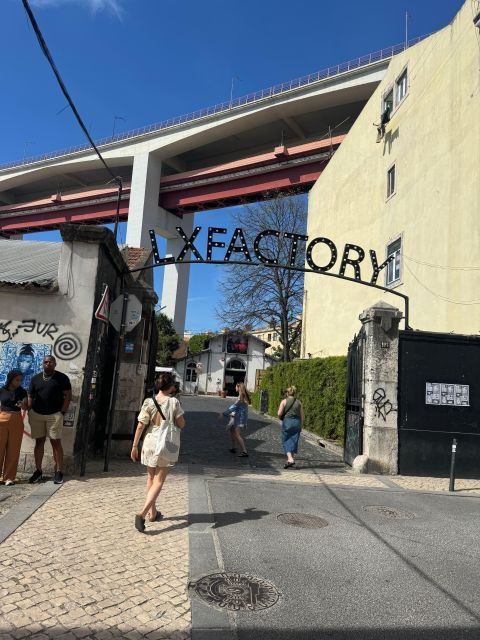 Lisbon: Sightseeing Belem Tour by Tuktuk - Tour Details