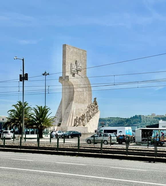 Lisbon sightseeing Big OVERVIEW (4h) Tuk Tuk city Tour - Pricing and Value