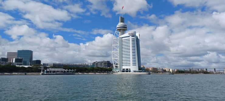 Lisbon: Sightseeing Tour of Modern Lisbon (Short Version) - Booking Options