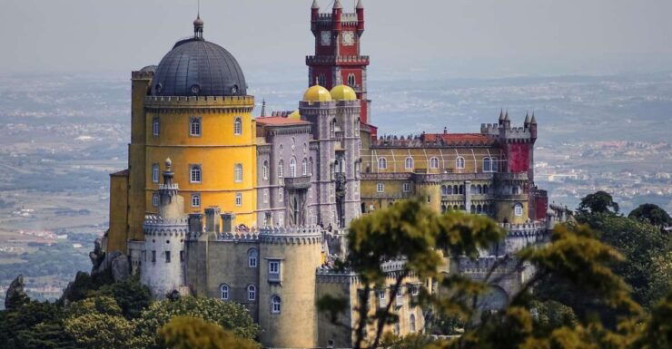 Lisbon: Sintra, Cabo Da Roca, & Cascais Private Bus Tour - Tour Experience