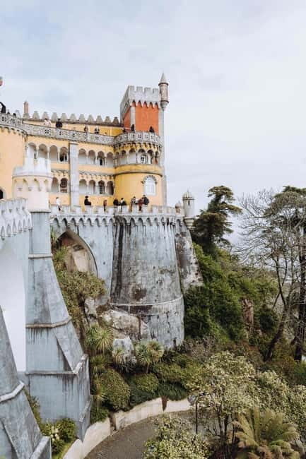 Lisbon: Sintra ,Cabo de Roca & Cascais sunset Full day tour - Introduction to the Tour