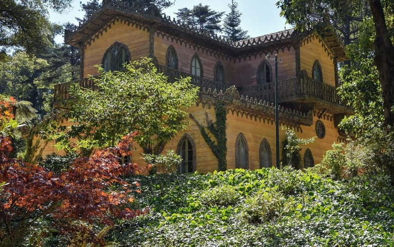 Lisbon: Sintra Half-Day Guided Tour with Pena Palace Tickets - The Sum Up: Who Is This Tour Perfect For?