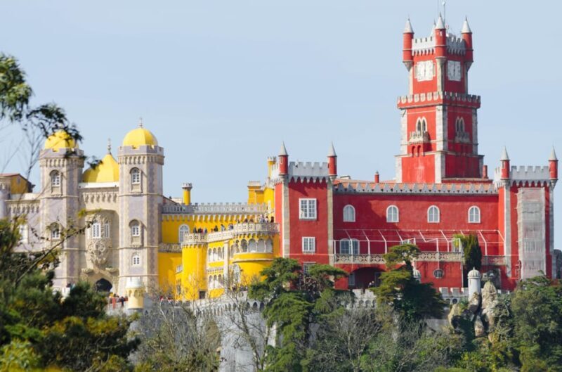 Lisbon: Sintra Luxury Van Tour with Regaleira & Cabo da Roca - FAQs