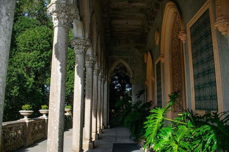 Lisbon/Sintra: Monserrate Palace Guided Tour with Pickup - Transportation and Accessibility