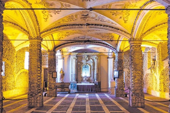 Lisbon Small-Group Evora, Monsaraz, and Wine Tour - Meeting and Pickup