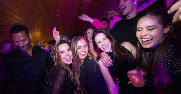 Lisbon: Soirée Rivage - Sunset Cruise With Dinner and Party - Meeting and Location Information