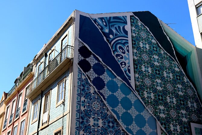 Lisbon Street Art and Lookout Point Tour - Additional Information