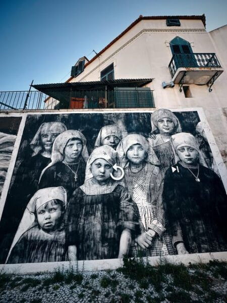 Lisbon: Street Art Lovers With Tuktuk - Frequently Asked Questions