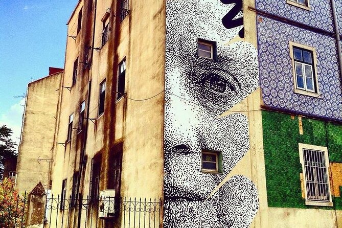 Lisbon Street Art - Private Guided Tour in a Electric Tuk Tuk - Customized Itinerary