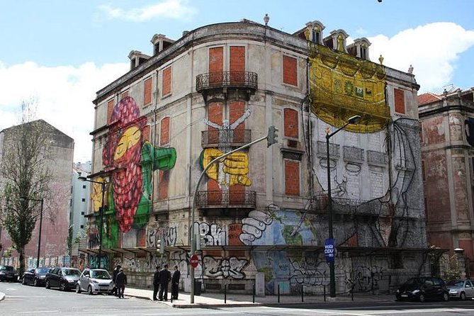 Lisbon Street Art Tour Tuk Tuk Tour - Tour Details and Meeting Point