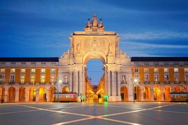 Lisbon : Street Art Walking Tour With A Guide - Additional Details