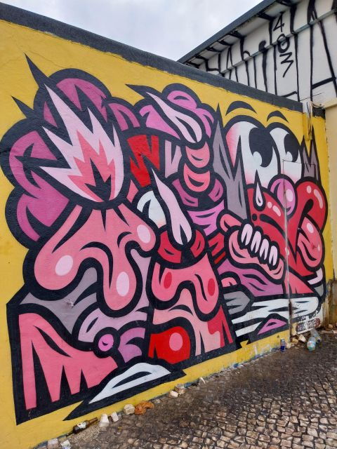 Lisbon StreetArt Walking Tour - Duration and Group Size