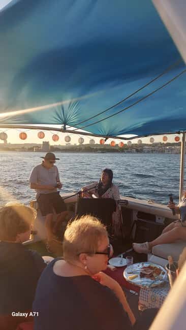 Lisbon: Sunset Boat Tour with live Fado Concert - FAQ
