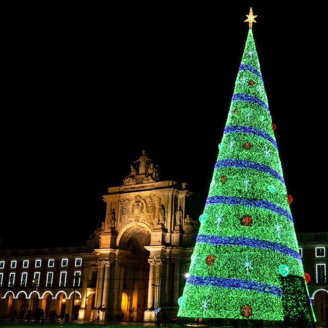 Lisbon: Sunset Boat Tour With Music and Drinks - Activity Details and Information