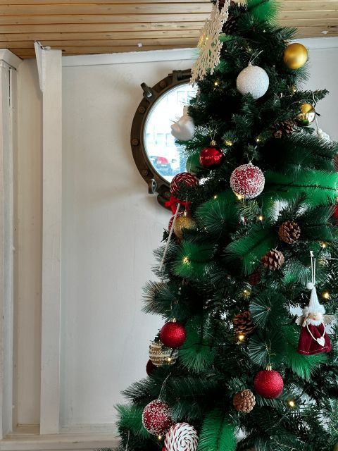 Lisbon: Sunset Boat Tour With Music and Drinks - Important Information