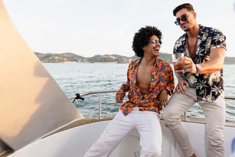 Lisbon: Sunset/Night Boat Party with Open Bar, Snacks & DJ - Good To Know