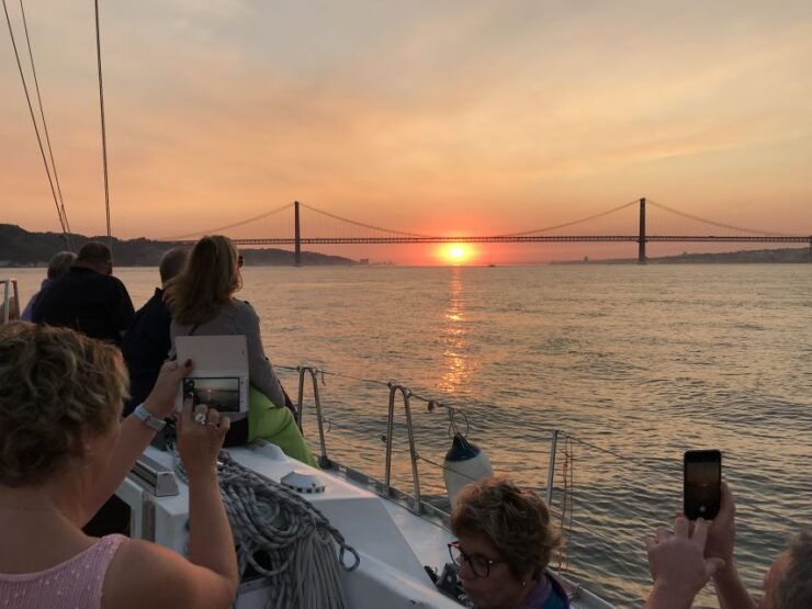 Lisbon: Sunset Sailing Cruise With Wine - Experience
