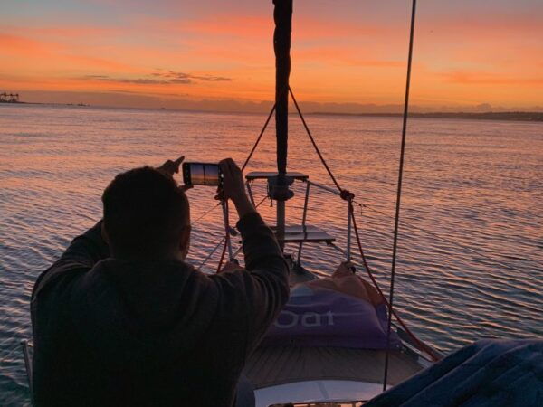 Lisbon: Sunset Sailing Cruise With Wine - Why Choose a Sunset Sailing Cruise