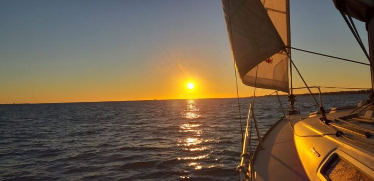 Lisbon: Sunset Sailing Tour in Tagus River | Private - Tour Details