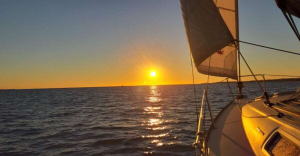 Lisbon: Sunset Sailing Tour in Tagus River | Private - Directions