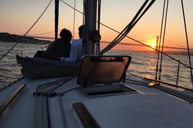 Lisbon Sunset Sailing Tour With White or Rosé Wine and Snacks - Inclusions: Wine and Snacks