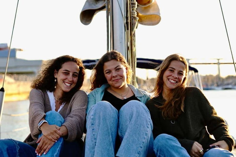 Lisbon: Sunset Sailing with Local Wine & Stunning Views - A Closer Look at the Experience