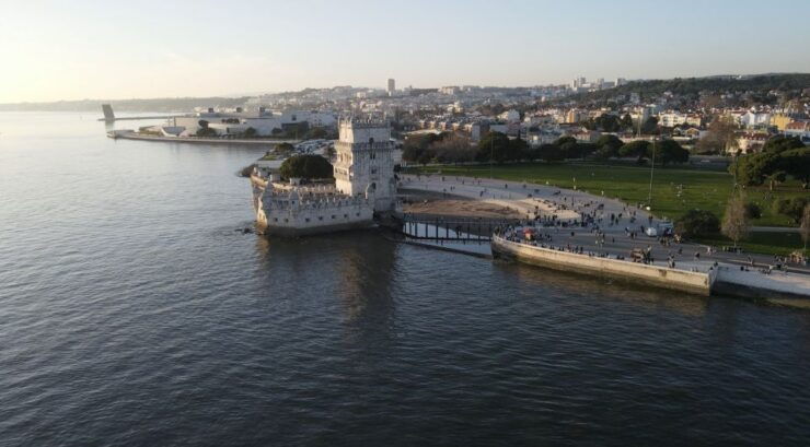 Lisbon: Sunset Tour Aboard a Traditional Boat - Booking Information