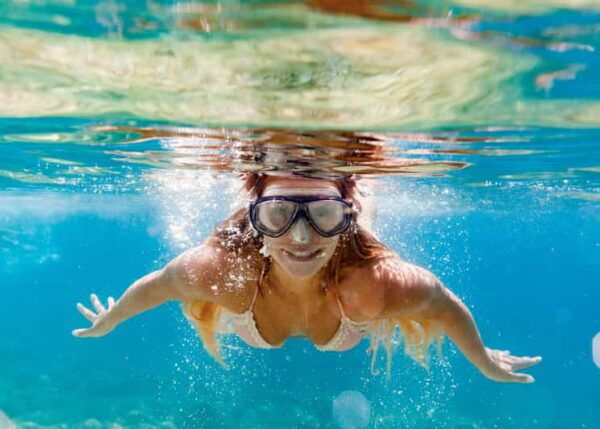 Lisbon: Swimming Tour With DJ and Party Bar - Swimming and Party Amenities