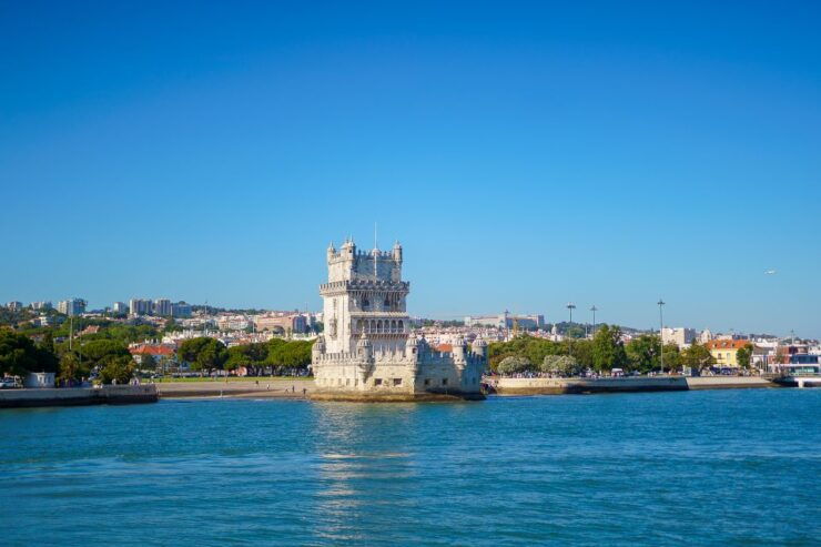 Lisbon: Tagus River Boat Tour With One Drink Included - Activity Details