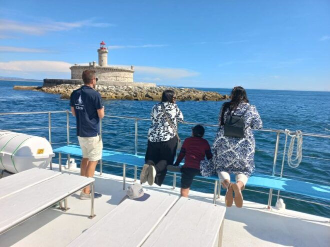 Lisbon: Tagus River Cruise to the Ocean & Dolphin Watching - Customer Reviews
