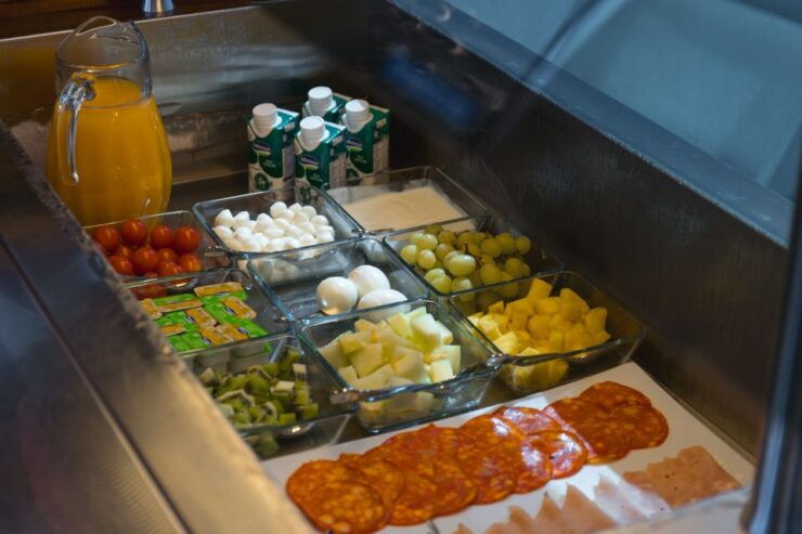 Lisbon: Tagus River Cruise With Brunch - Experience Highlights