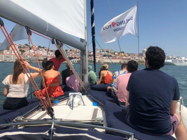 Lisbon: Tagus River Sightseeing Cruise - Private Group Experience