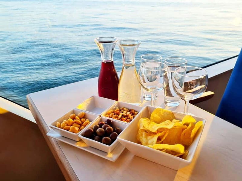 Lisbon: Tejo River Sightseeing Cruise - Good To Know