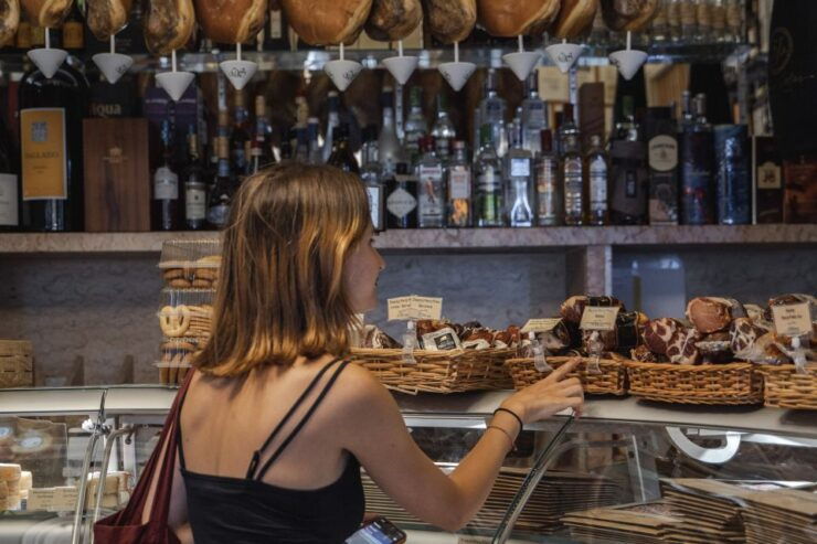 Lisbon: Tipsy Food Walking Tour With Snacks and Drinks - Discover the Delights of Baixa Neighborhood