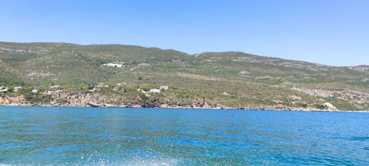 Lisbon to Arrábida: Boat Tour Experience - Tour Highlights