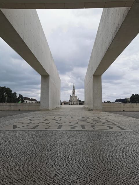 Lisbon to Fatima Nazaré and Óbidos Private Full Day Tour - Good To Know