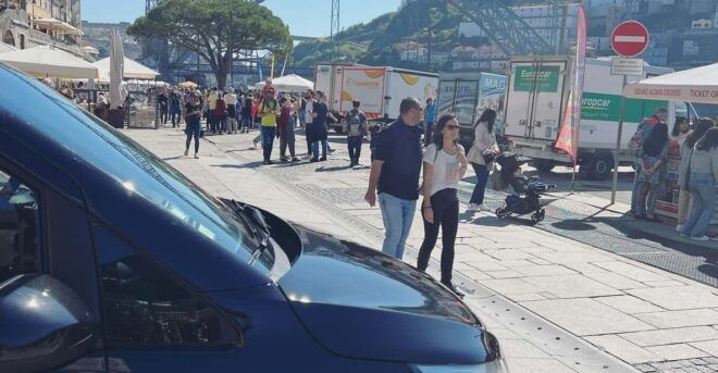 Lisbon to Porto Private/Executive Transfer - Comfort and Amenities