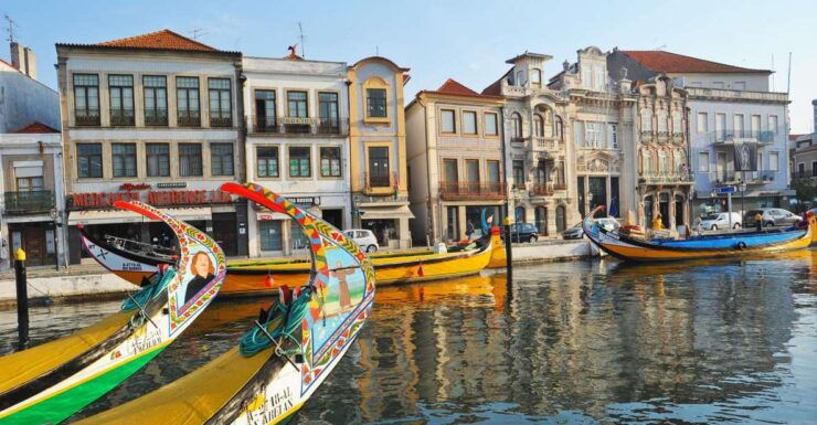Lisbon to Porto Stop in Óbidos, Nazaré, Fátima, Coimbra, Aveiro - Tour Details
