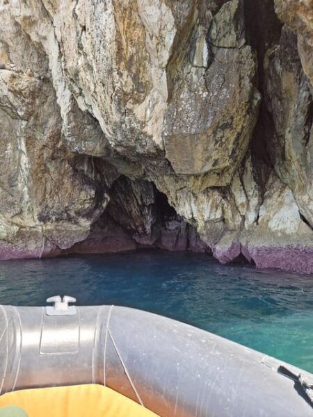 Lisbon To Sesimbra: Boat Tour Dolphins, Caves & Wine Tasting - Pickup Locations