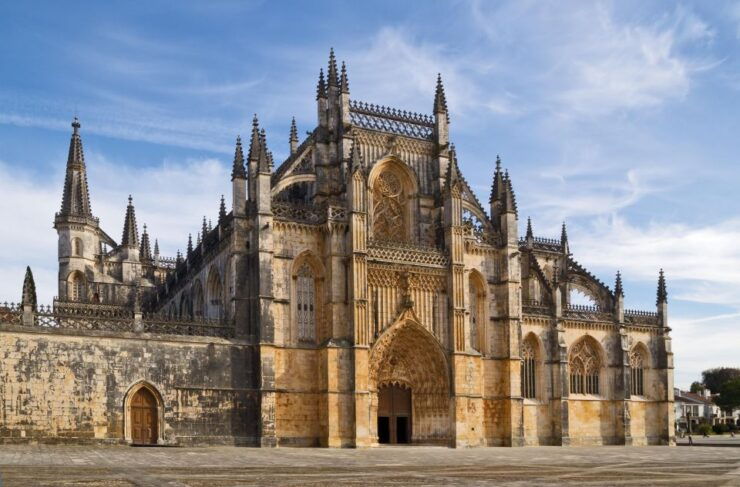 Lisbon: Tour Fátima, Batalha, Alcobaça, Nazaré and Óbidos - Good To Know