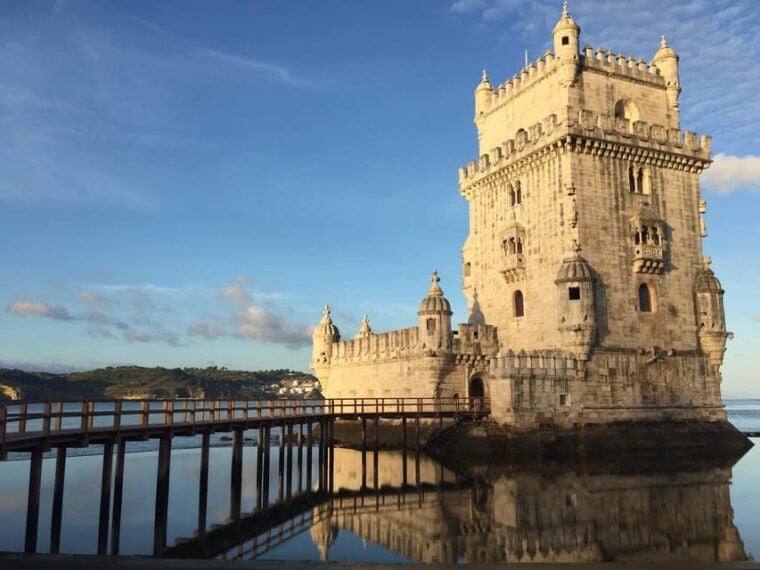Lisbon Tour with a Local Guide. Private Car + walking tour - Scenic Drive and Off-the-Beaten-Path Neighborhoods