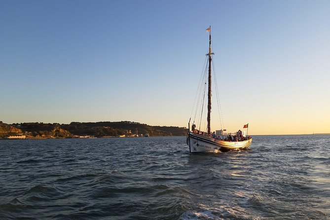 Lisbon Traditional Boats - Guided Sightseeing Cruise - Common Questions