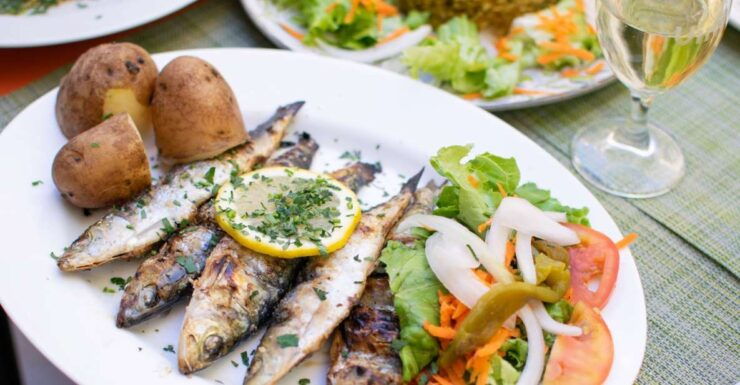 Lisbon Traditional Portuguese Food and Sightseeing Tour - Tour Highlights