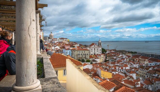 Lisbon: Tuk Tuk City Tour With a Boat Tour in River Tagus - Important Information